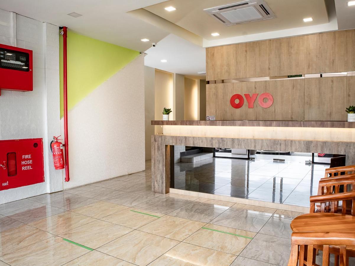 סיבו Oyo 90105 Towermas Hotel מראה חיצוני תמונה